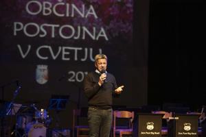 007_Postojna v cvetju_Foto atelje Postojna